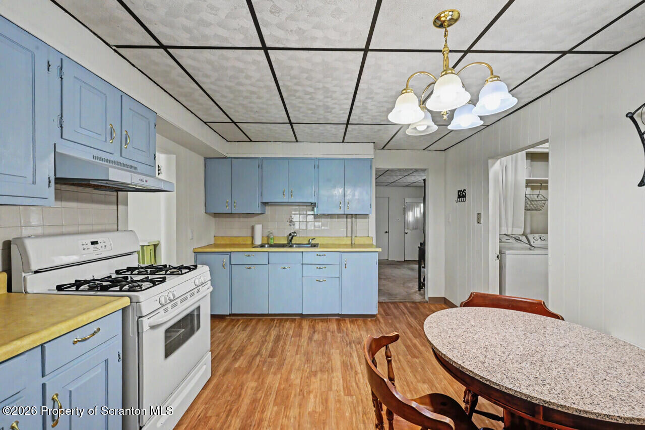 2011 Rigg Street Dunmore, PA 18512 - Photo 16 of 44 1st Kitchen