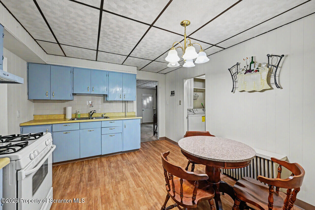 2011 Rigg Street Dunmore, PA 18512 - Photo 17 of 44 1st Kitchen