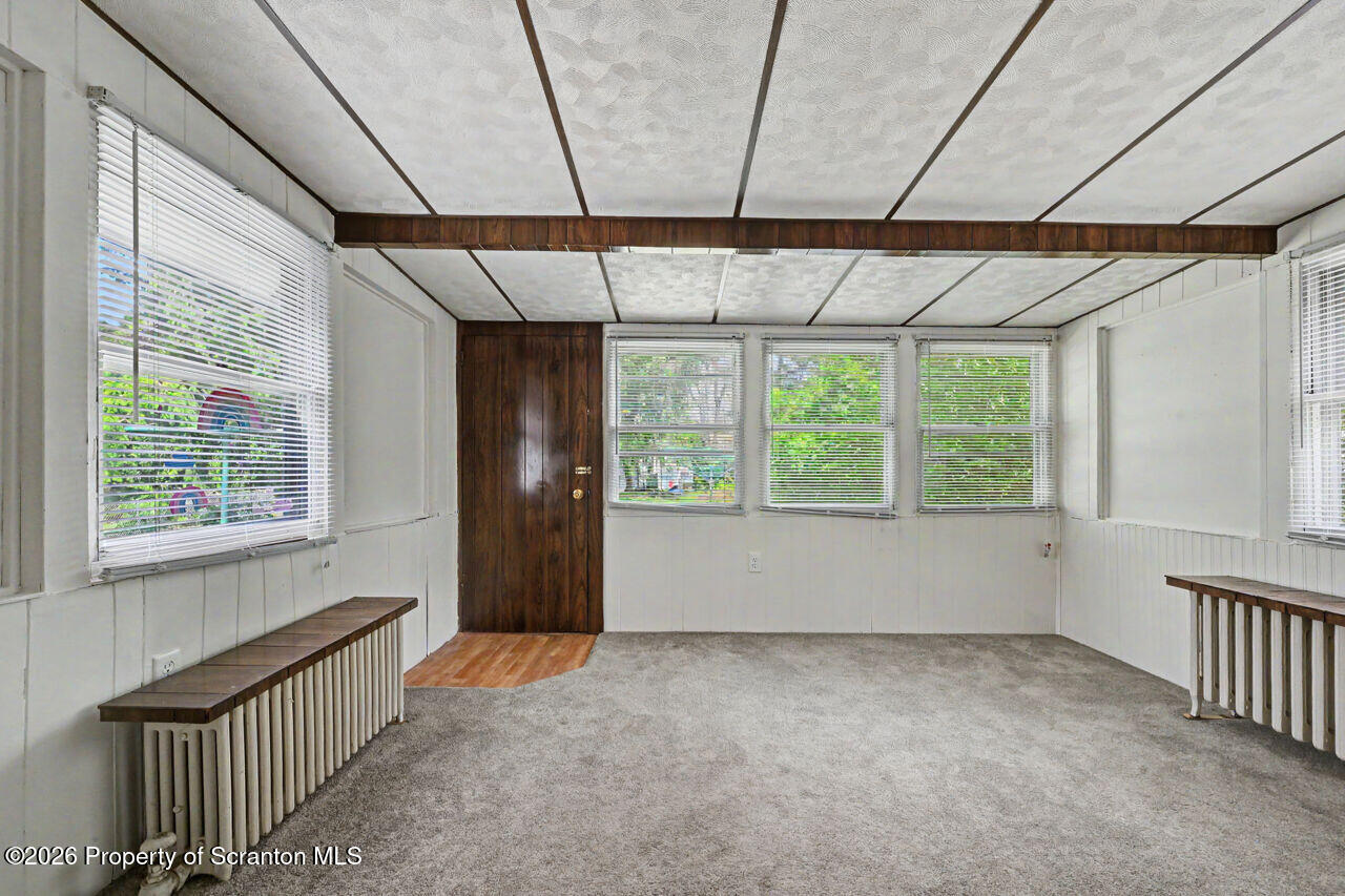 2011 Rigg Street Dunmore, PA 18512 - Photo 26 of 44 1st FR