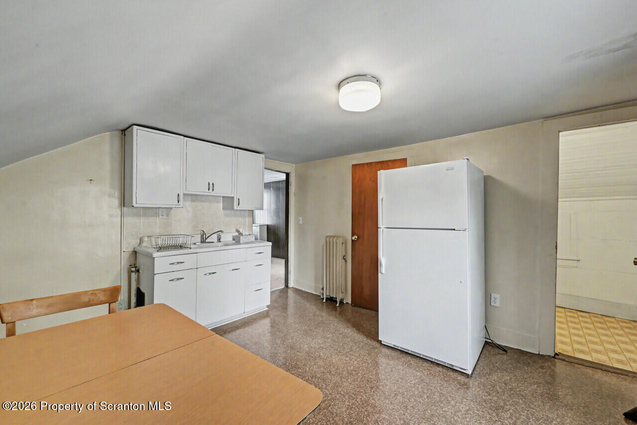 2011 Rigg Street Dunmore, PA 18512 - Photo 33 of 44 2nd Kitchen