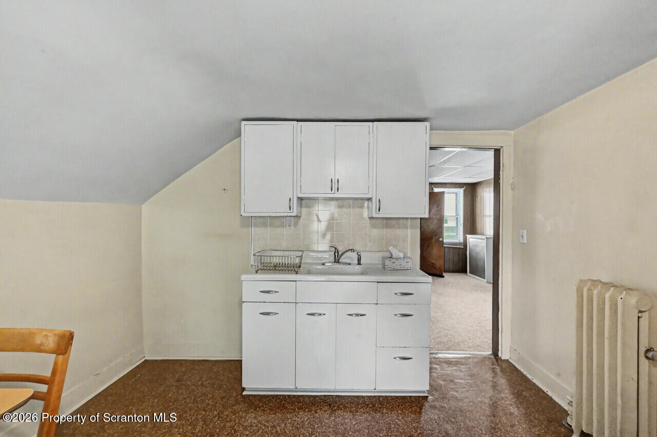 2011 Rigg Street Dunmore, PA 18512 - Photo 34 of 44 2nd Kitchen
