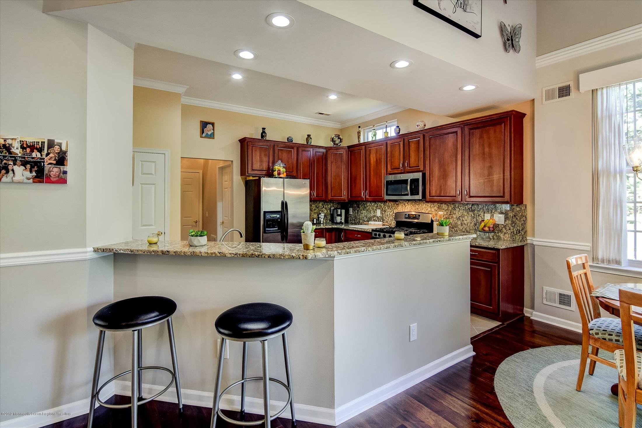 1 Kings N Road Jackson, NJ 08527 - Photo 14 of 47 14-Kitchen