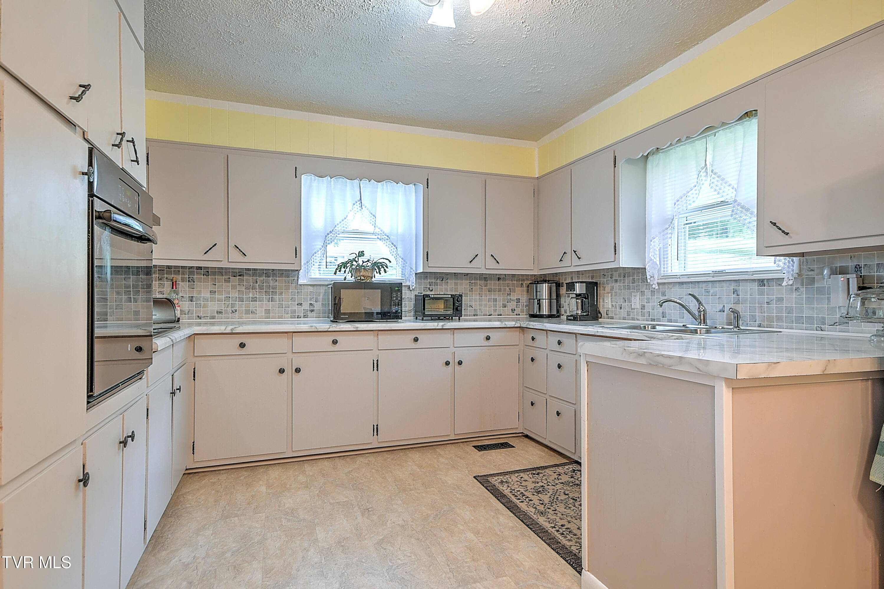 5950 Lone Star Road Kingsport, TN 37660 - Photo 4 of 26 5950 Lonestar TM-24