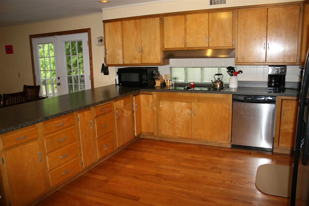 5515 Ridgewood Road Evansville, IN 47712 - Photo 11 of 35 Gallery Image 11