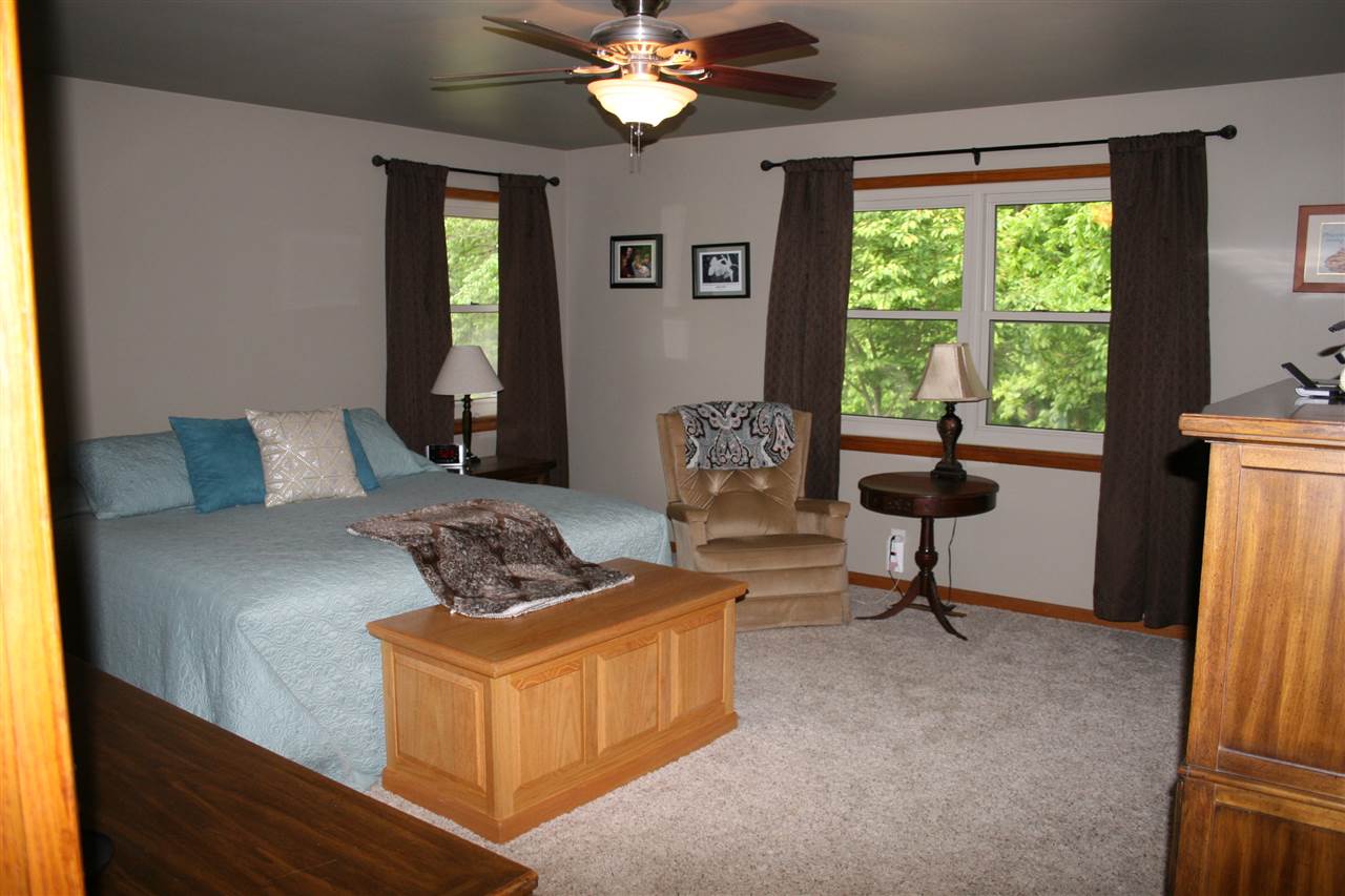 5515 Ridgewood Road Evansville, IN 47712 - Photo 13 of 35 Gallery Image 13
