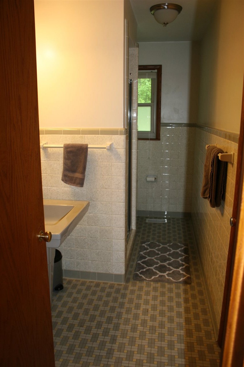 5515 Ridgewood Road Evansville, IN 47712 - Photo 17 of 35 Gallery Image 17