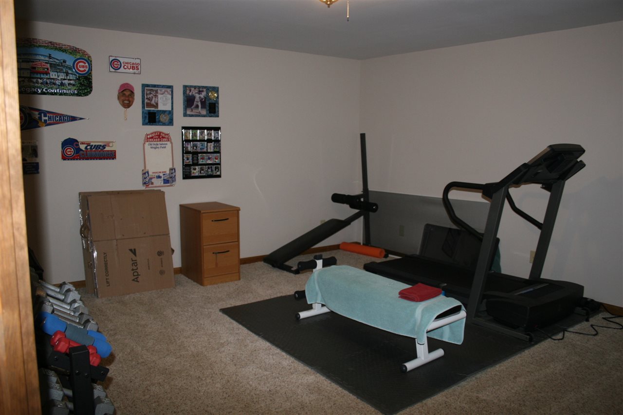 5515 Ridgewood Road Evansville, IN 47712 - Photo 26 of 35 Gallery Image 26