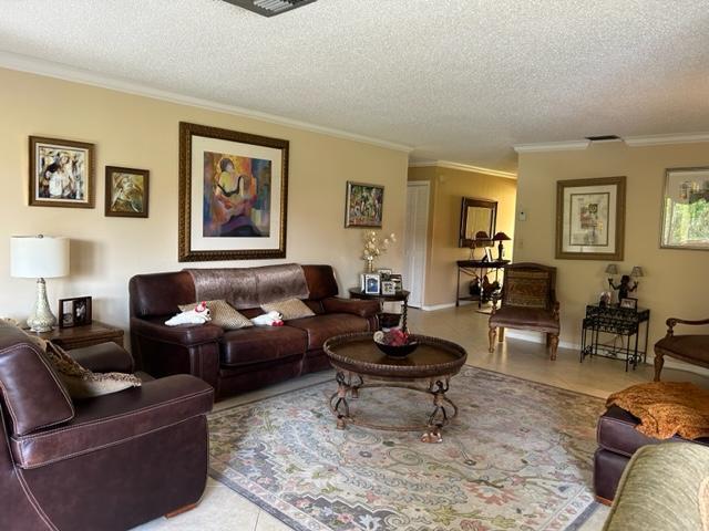 336 Northwest 42nd Street Boca Raton, FL 33431 - Photo 2 of 13 Livingrm