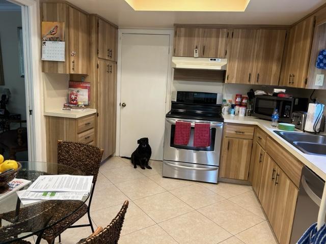 336 Northwest 42nd Street Boca Raton, FL 33431 - Photo 10 of 13 Kitchen