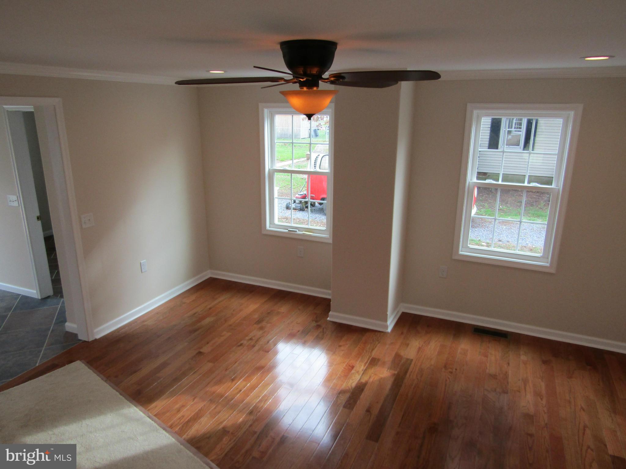 402 Park Avenue Ridgely, MD 21660 - Photo 11 of 30 Dining Room