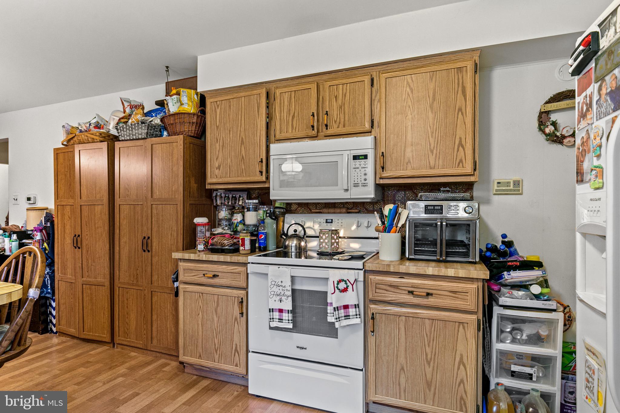 115 Tuckerton Road Shamong, NJ 08088 - Photo 14 of 30 Electric Stove/Oven