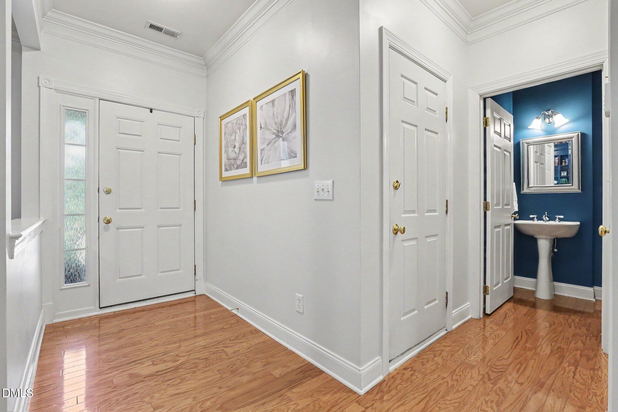 11215 Presidio Drive Raleigh, NC 27617 - Photo 9 of 30 003_file_3849