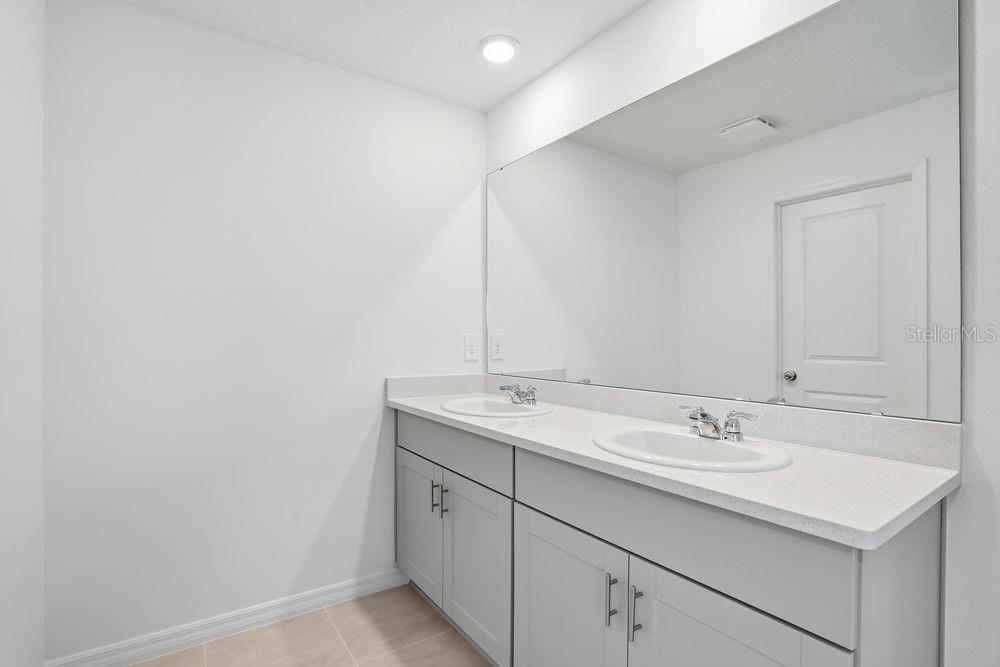 13239 Commons Avenue Parrish, FL 34219 - Photo 13 of 46