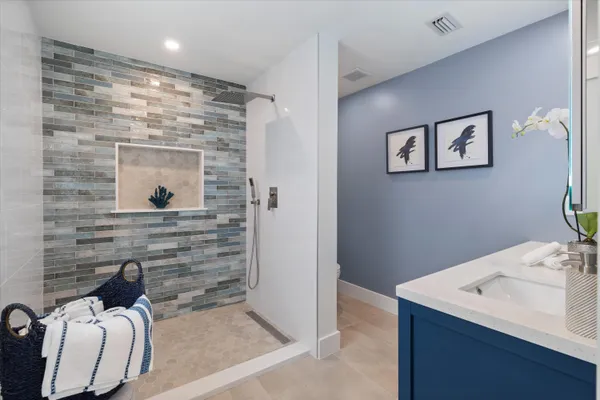 $6,500 | 100 Northwest 18th Street, Delray Beach, FL 33444