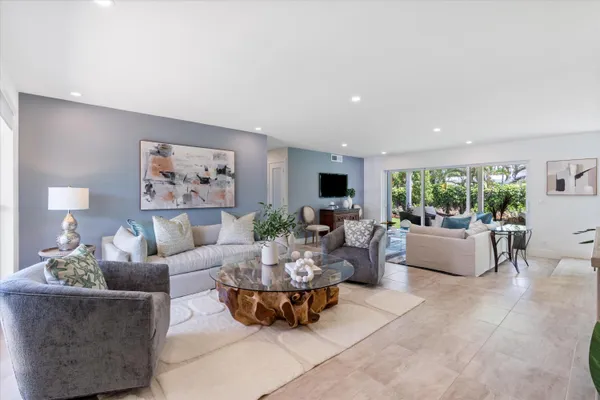 $6,500 | 100 Northwest 18th Street, Delray Beach, FL 33444