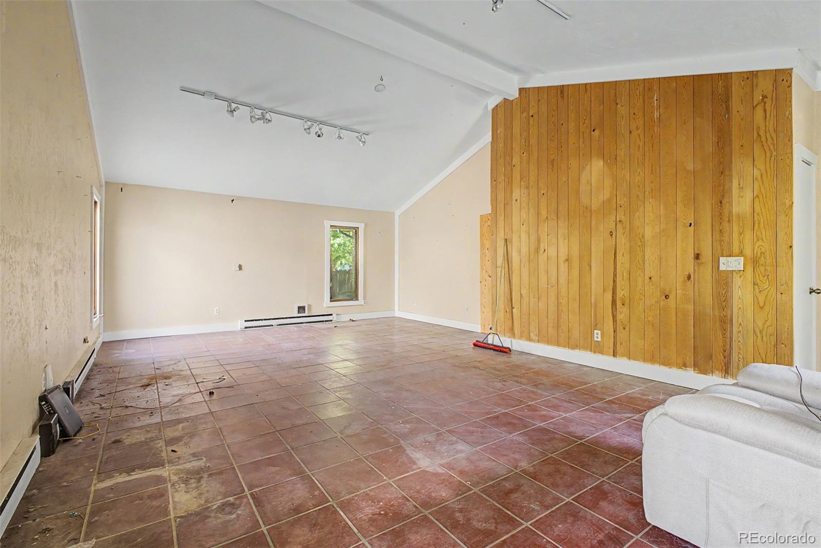 1600 Northwestern Road Longmont, CO 80503 - Photo 24 of 41 a view of a livingroom with a natural light