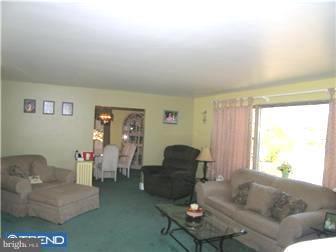 617 West Sproul Road Springfield, PA 19064 - Photo 3 of 12 Living Room