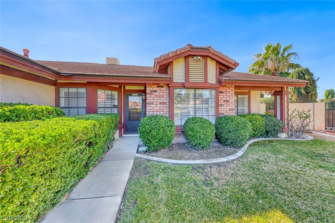 6445 West Marrow Road Las Vegas, NV 89108 - Photo 3 of 40 Gallery Image 3