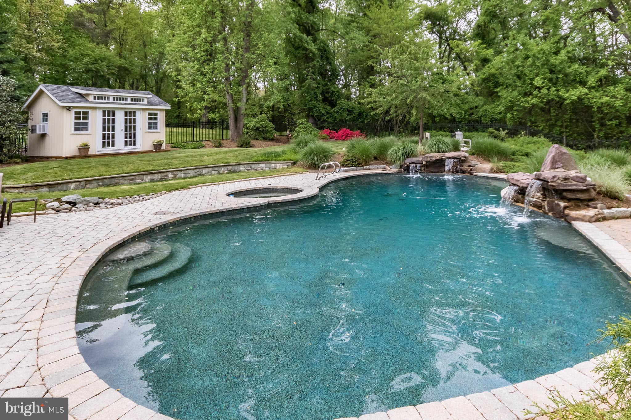 ...a salt-sourced pool...an artist's studio...