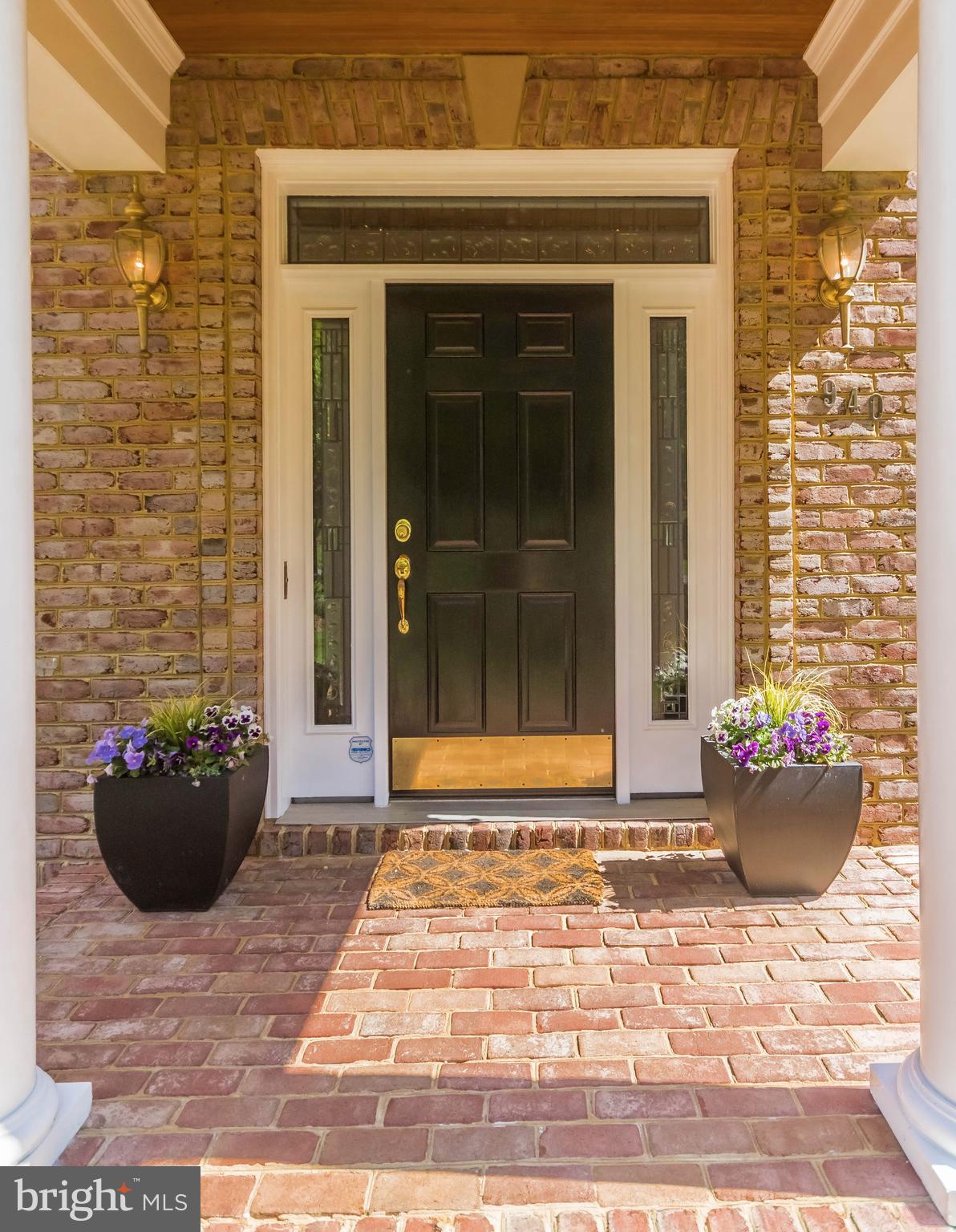 940 Hilltop Road Arnold, MD 21012 - Photo 29 of 30 ...the welcoming moment...940 Hilltop Road.