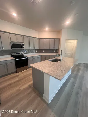 $2,295 | 715 Hatton Lane Southeast, Palm Bay, FL 32909