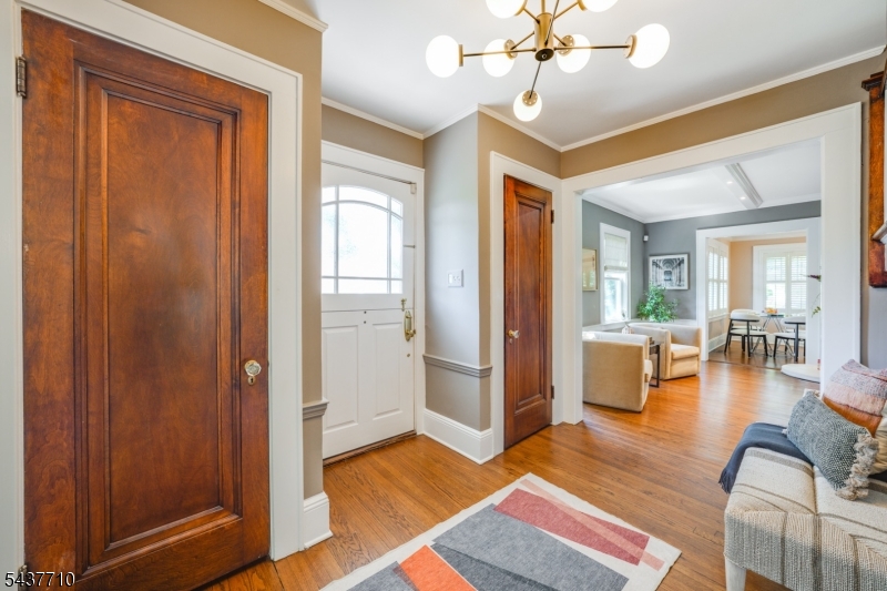 416 Walton Road Maplewood, NJ 07040 - Photo 8 of 49
