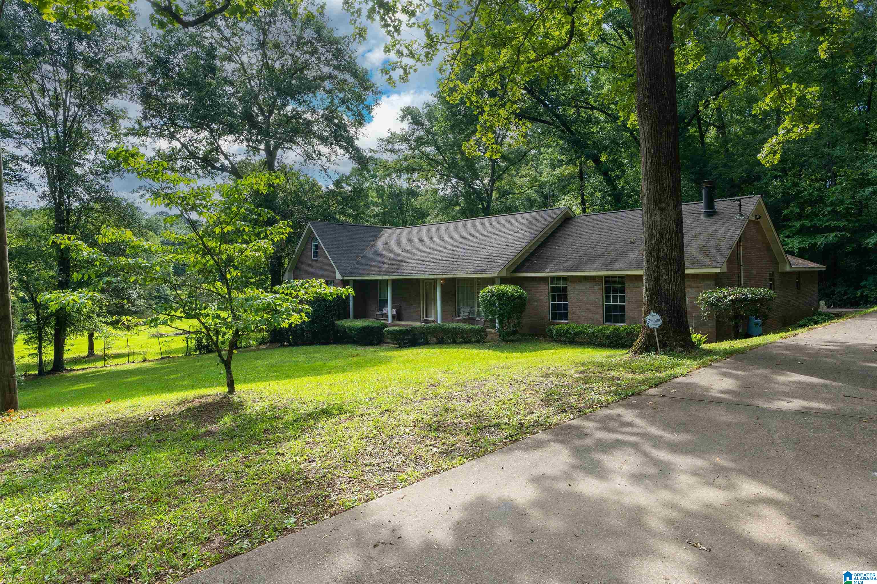 2413 Eastern Valley Road Leeds, AL 35094 - Photo 2 of 35 Gallery Image 2