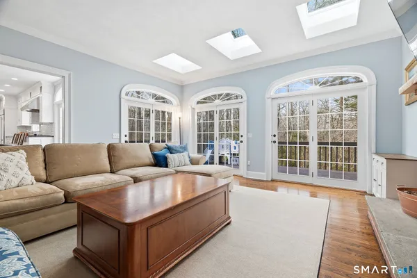$1,200,000 | 12 Matson Ridge, Old Lyme, CT 06371
