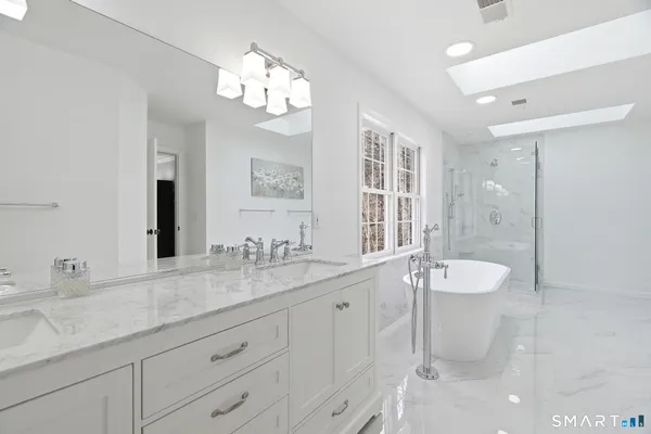 $1,200,000 | 12 Matson Ridge, Old Lyme, CT 06371