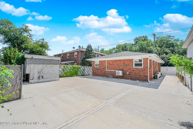 $779,000 | 3601 Hylan Boulevard | Great Kills