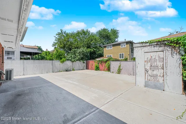 $779,000 | 3601 Hylan Boulevard | Great Kills