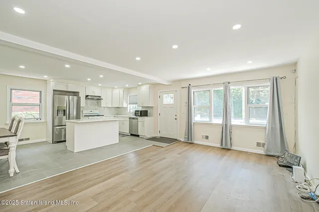 $779,000 | 3601 Hylan Boulevard | Great Kills