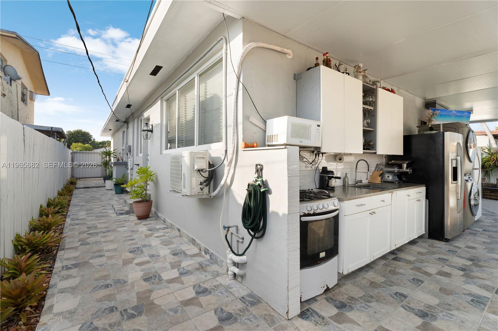 351 East 13th Street Hialeah, FL 33010 - Photo 19 of 33