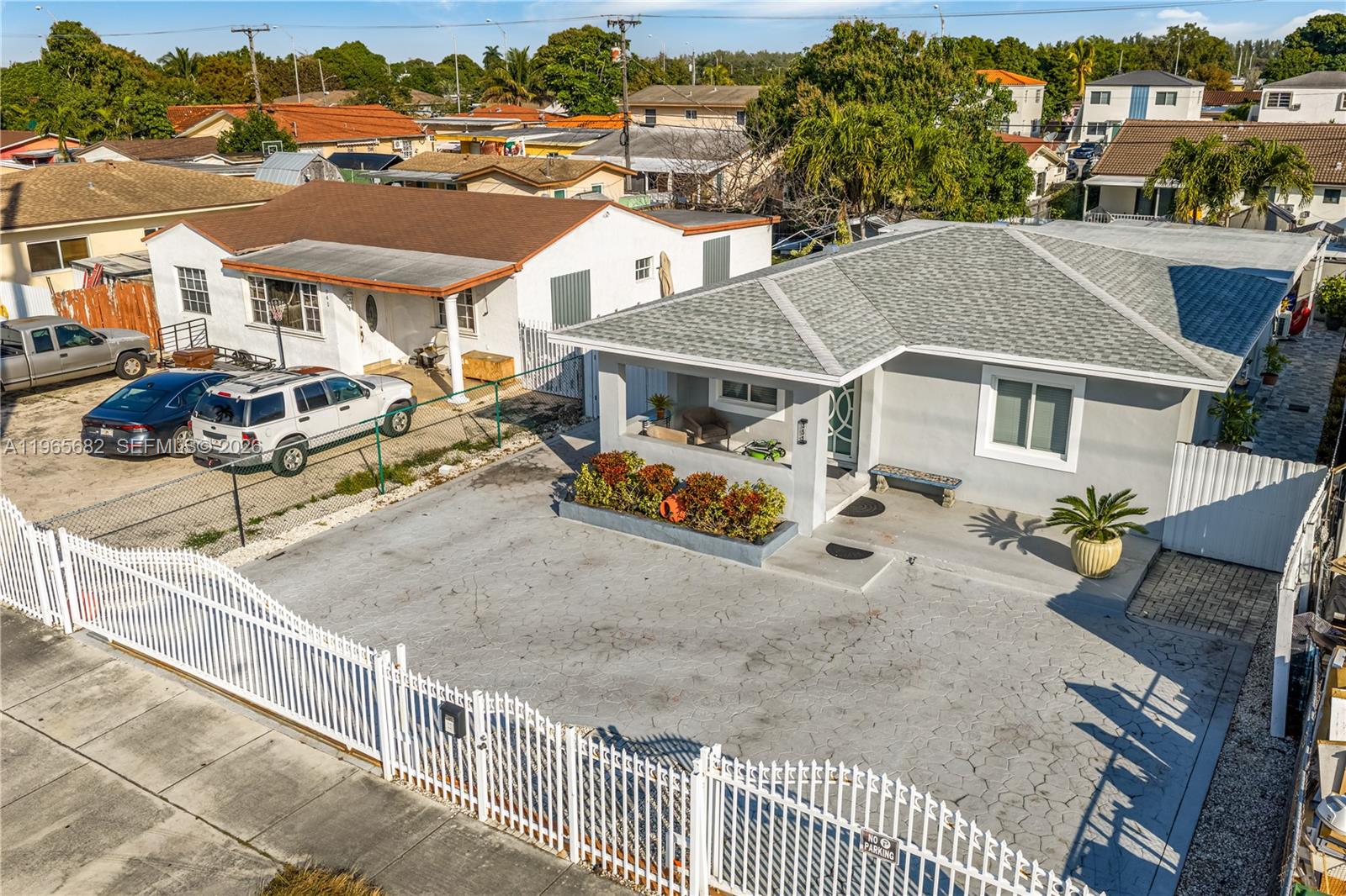 351 East 13th Street Hialeah, FL 33010 - Photo 28 of 33