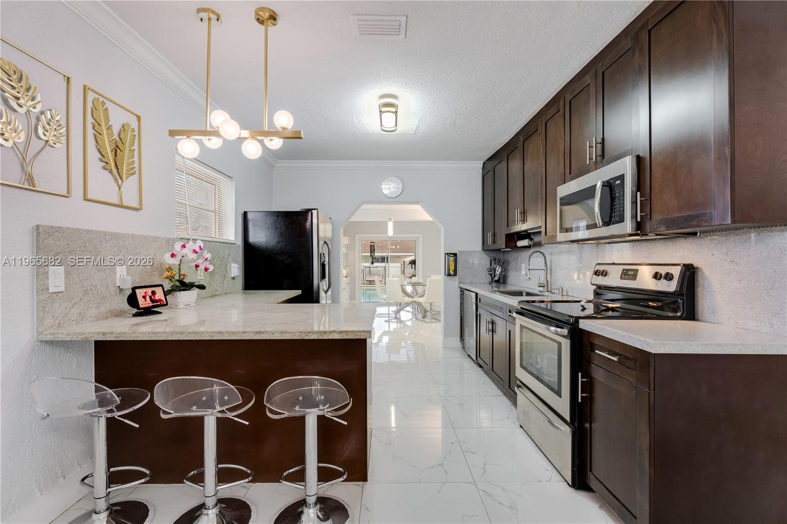 351 East 13th Street Hialeah, FL 33010 - Photo 4 of 33