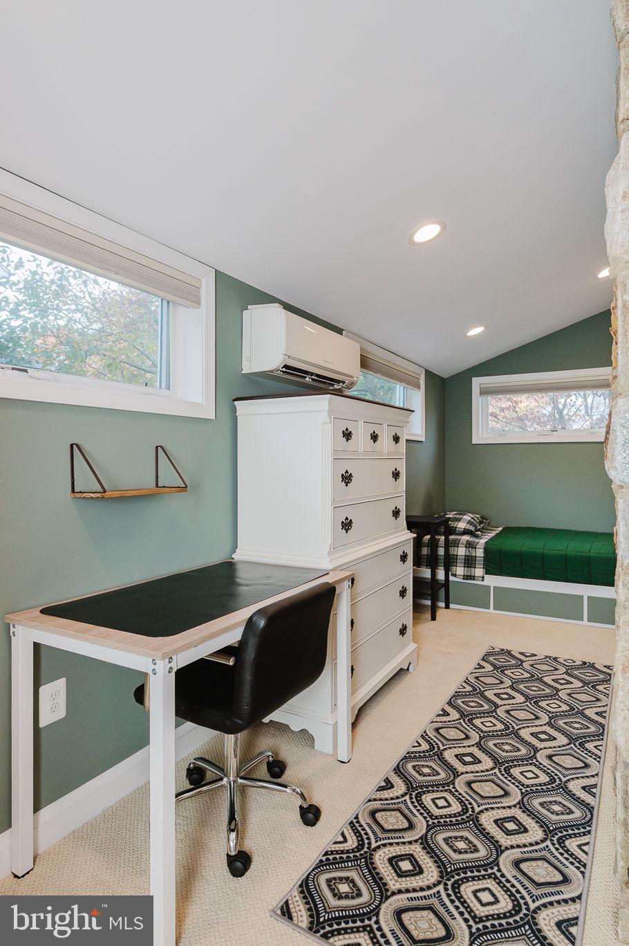 625 Yarmouth Road Towson, MD 21286 - Photo 20 of 69 a kitchen with stainless steel appliances a stove a sink and a refrigerator