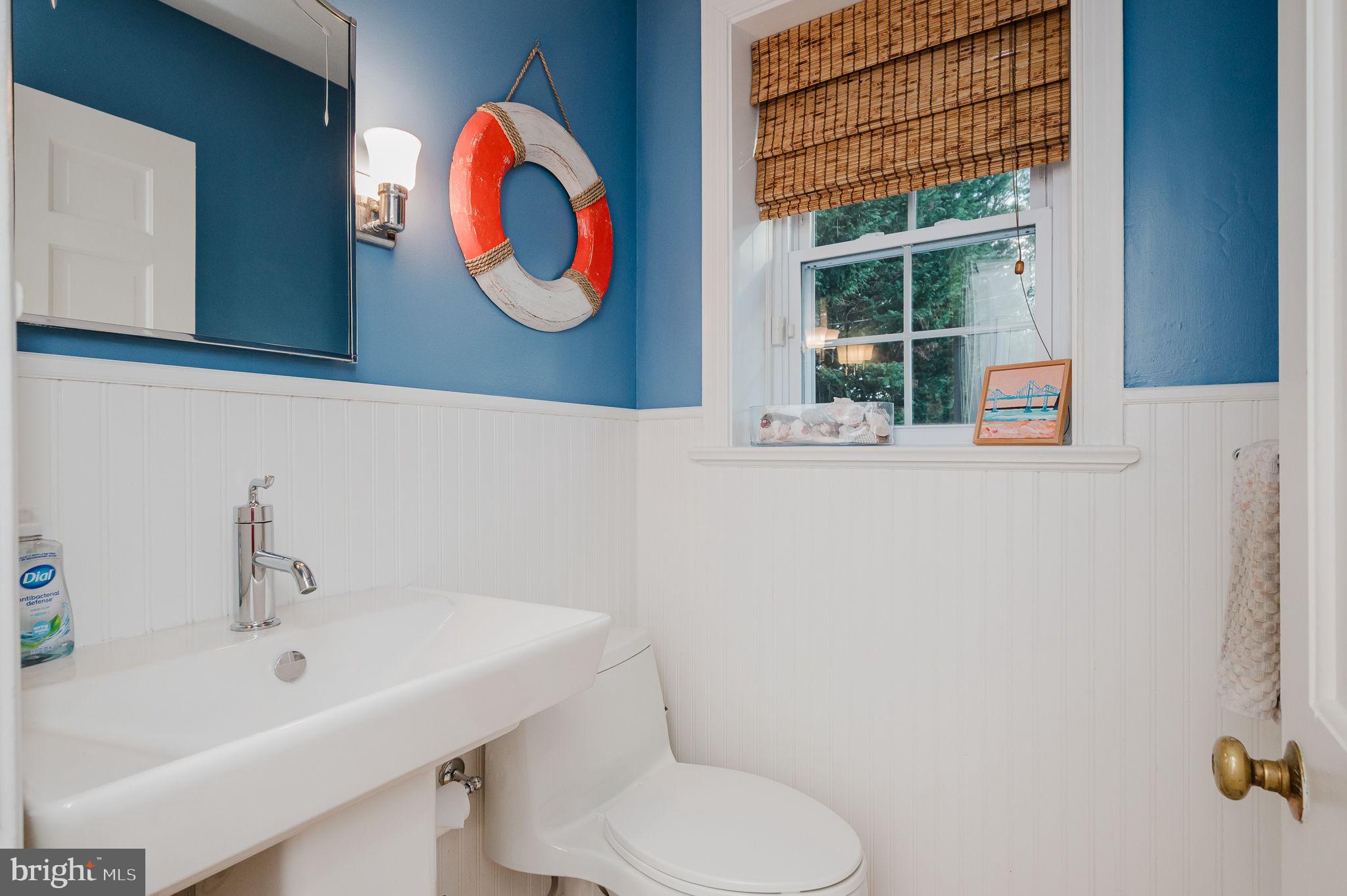 625 Yarmouth Road Towson, MD 21286 - Photo 24 of 69 a bathroom with a toilet and a sink