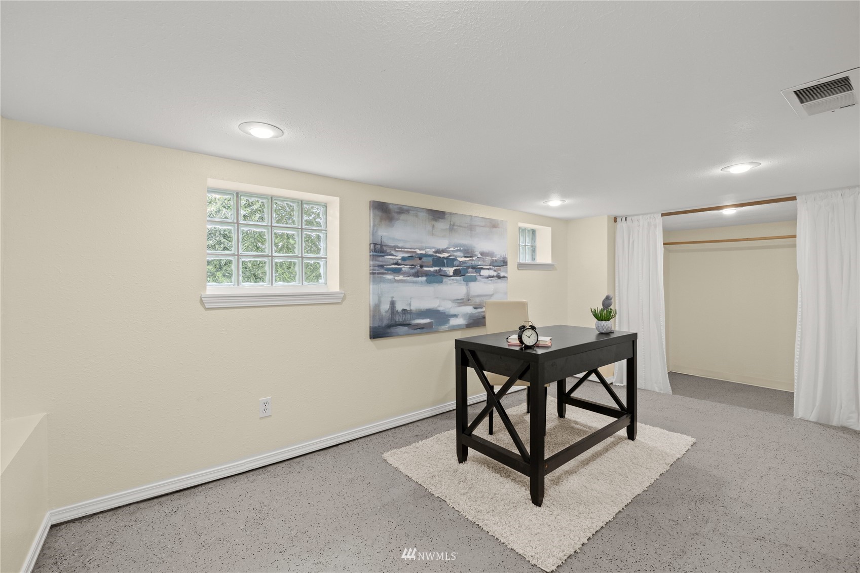 3933 Southwest Webster Street Seattle, WA 98136 - Photo 18 of 28 Gallery Image 18