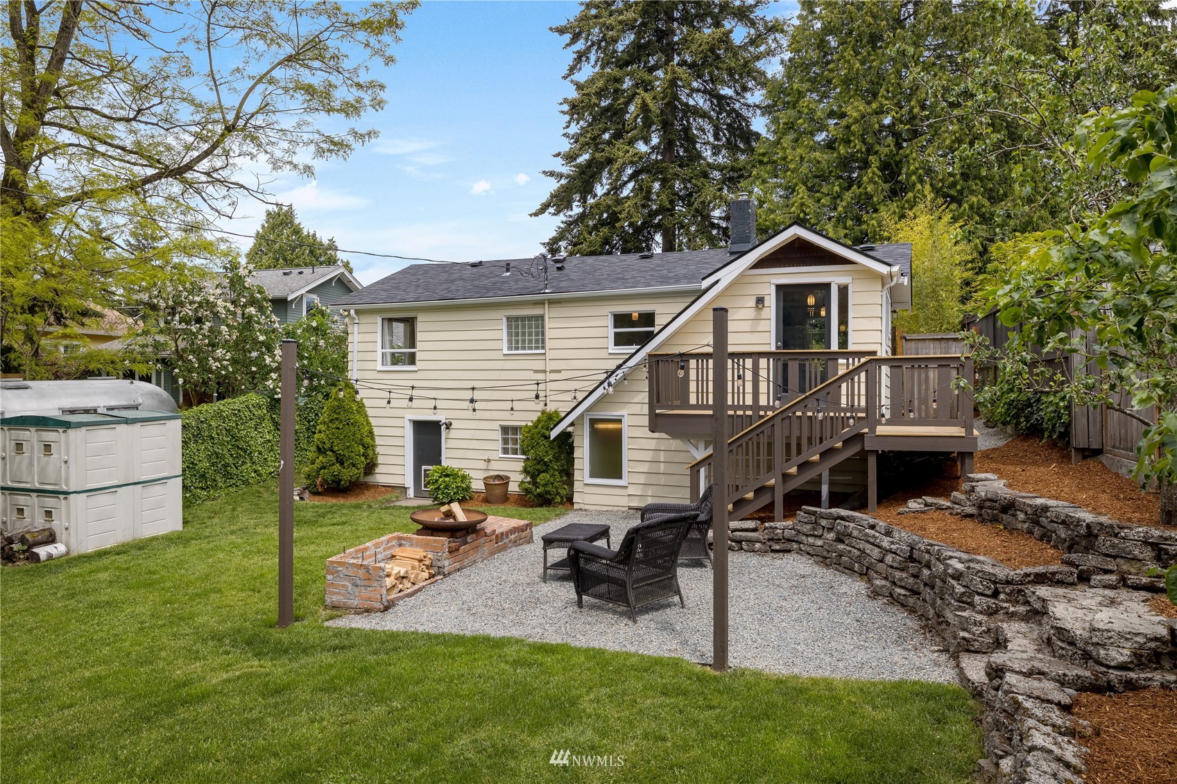 3933 Southwest Webster Street Seattle, WA 98136 - Photo 24 of 28 Gallery Image 24