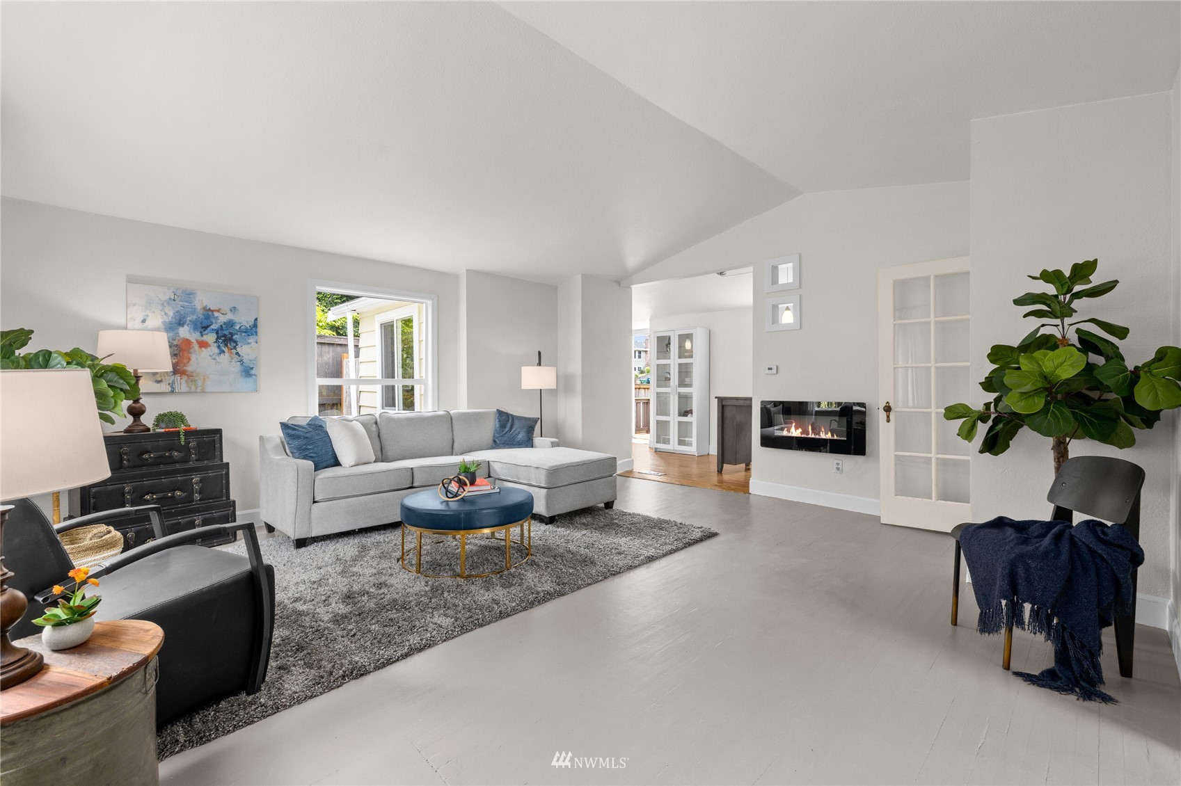 3933 Southwest Webster Street Seattle, WA 98136 - Photo 6 of 28 Gallery Image 6