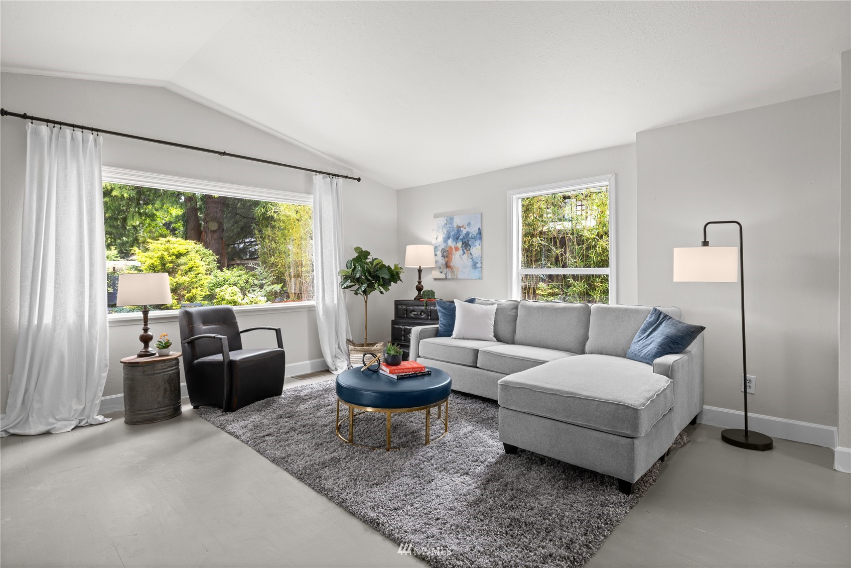 3933 Southwest Webster Street Seattle, WA 98136 - Photo 7 of 28 Gallery Image 7
