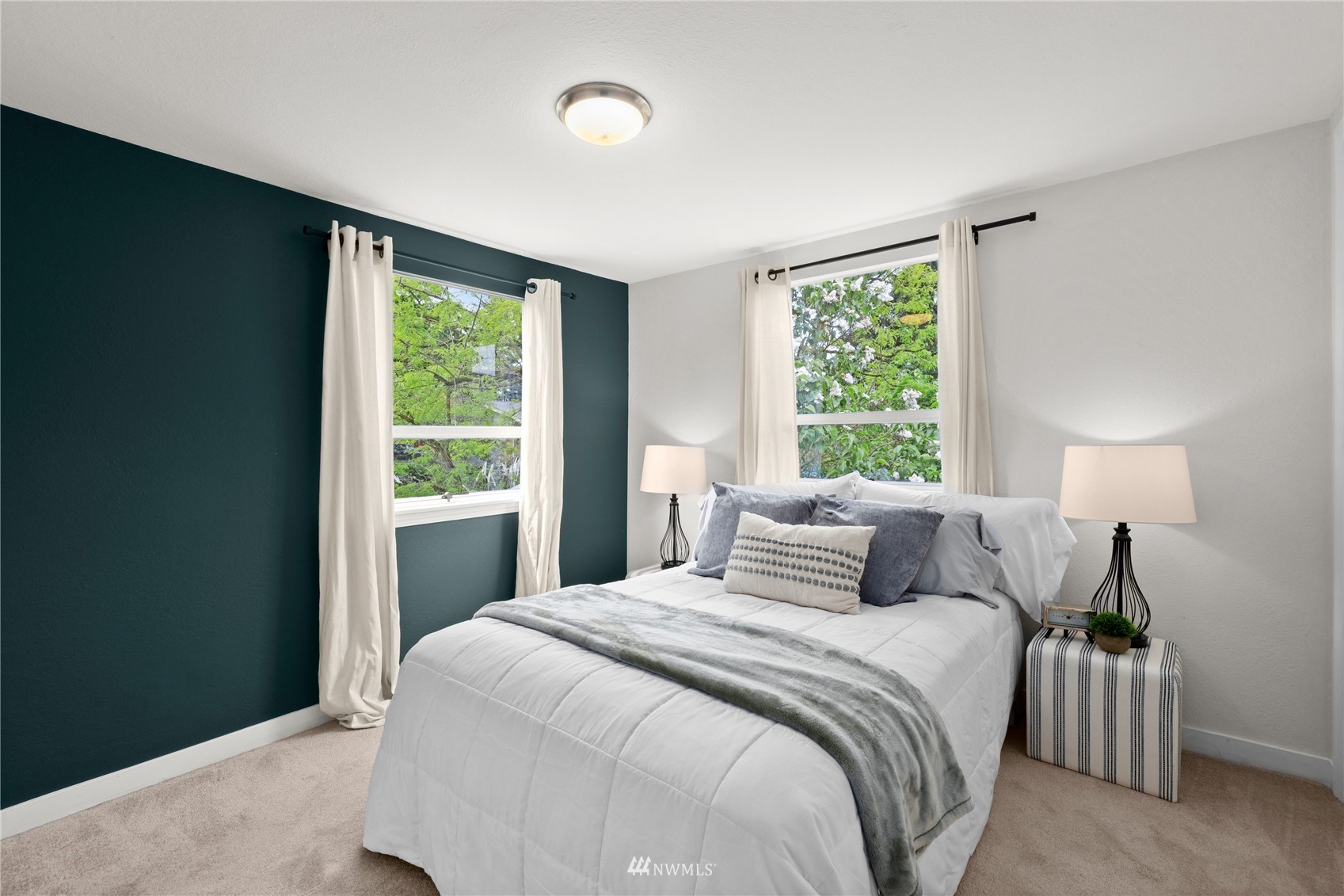 3933 Southwest Webster Street Seattle, WA 98136 - Photo 10 of 28 Gallery Image 10