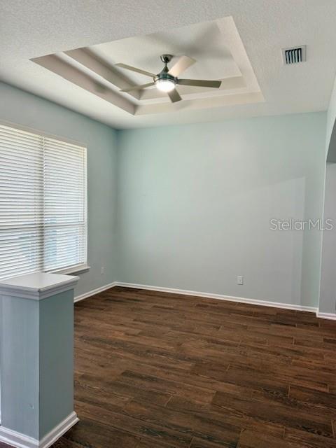 86351 Moonlit Walk Circle Yulee, FL 32097 - Photo 10 of 53