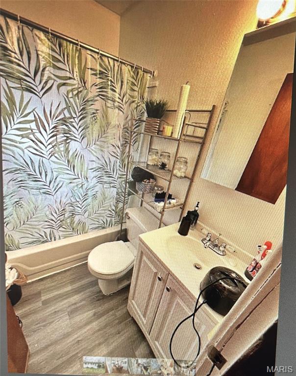 308 Crawford Road St. Louis, MO 63137 - Photo 4 of 5 Gallery Image 4