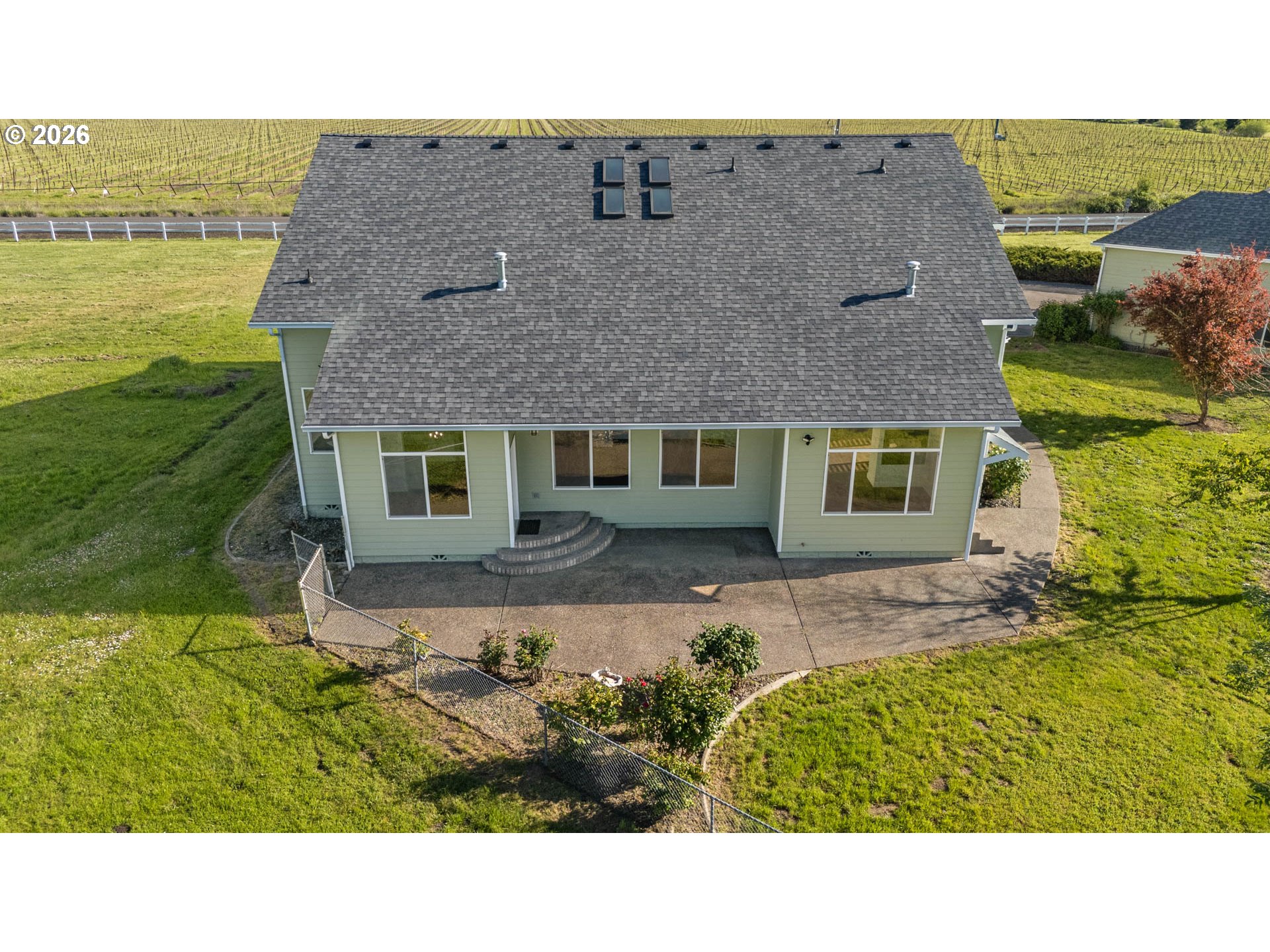 475 Curry Road Roseburg, OR 97471 - Photo 38 of 48 Patio
