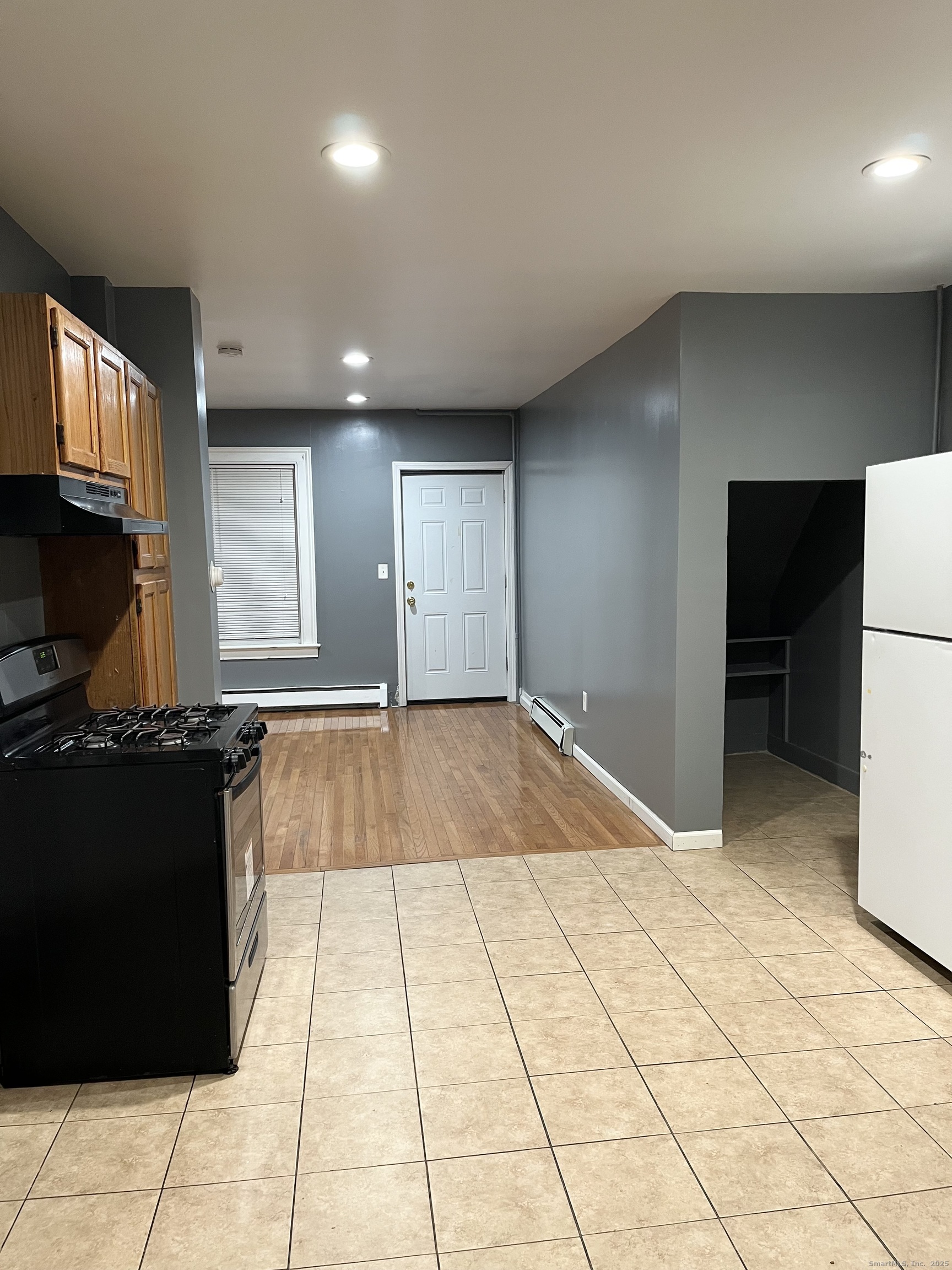 60 South Whitney Street, Unit 1 Hartford, CT 06106 - Photo 4 of 11