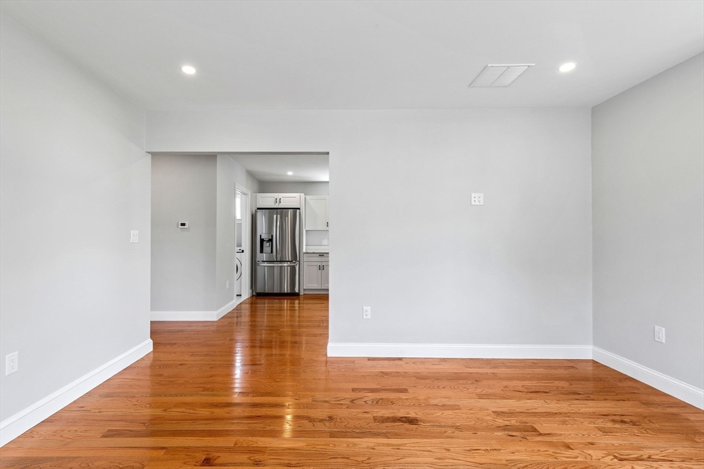 8 R Elm Street, Unit 2 Peabody, MA 01960 - Photo 12 of 37 Gallery Image 12