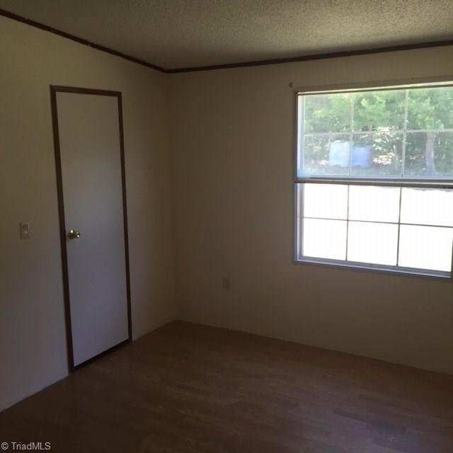 2512 Mountain View Road Asheboro, NC 27205 - Photo 28 of 30 Gallery Image 28