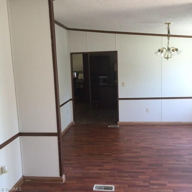 2512 Mountain View Road Asheboro, NC 27205 - Photo 29 of 30 Gallery Image 29