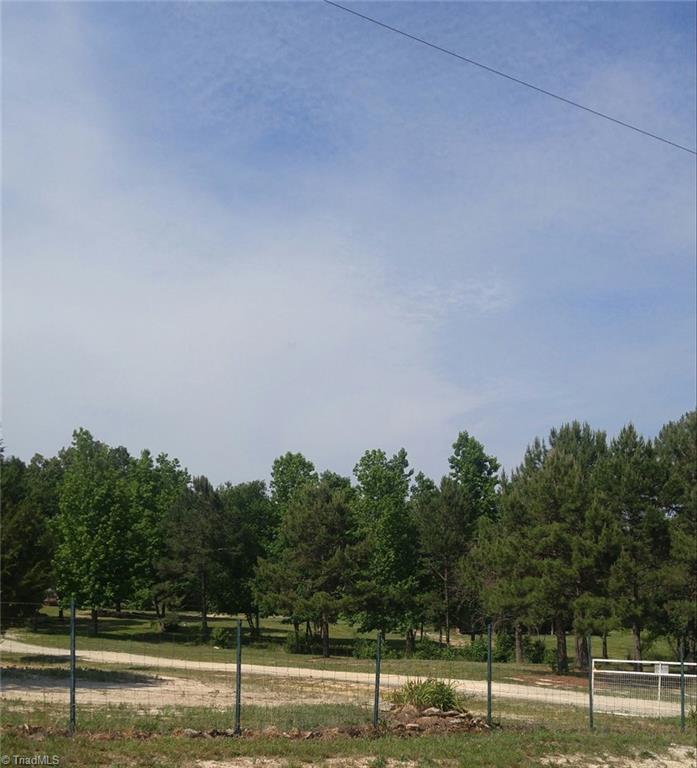 2512 Mountain View Road Asheboro, NC 27205 - Photo 5 of 30 Gallery Image 5